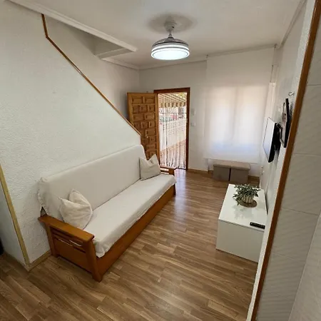 Casita Playa Roa アパート サンタ・ポラ